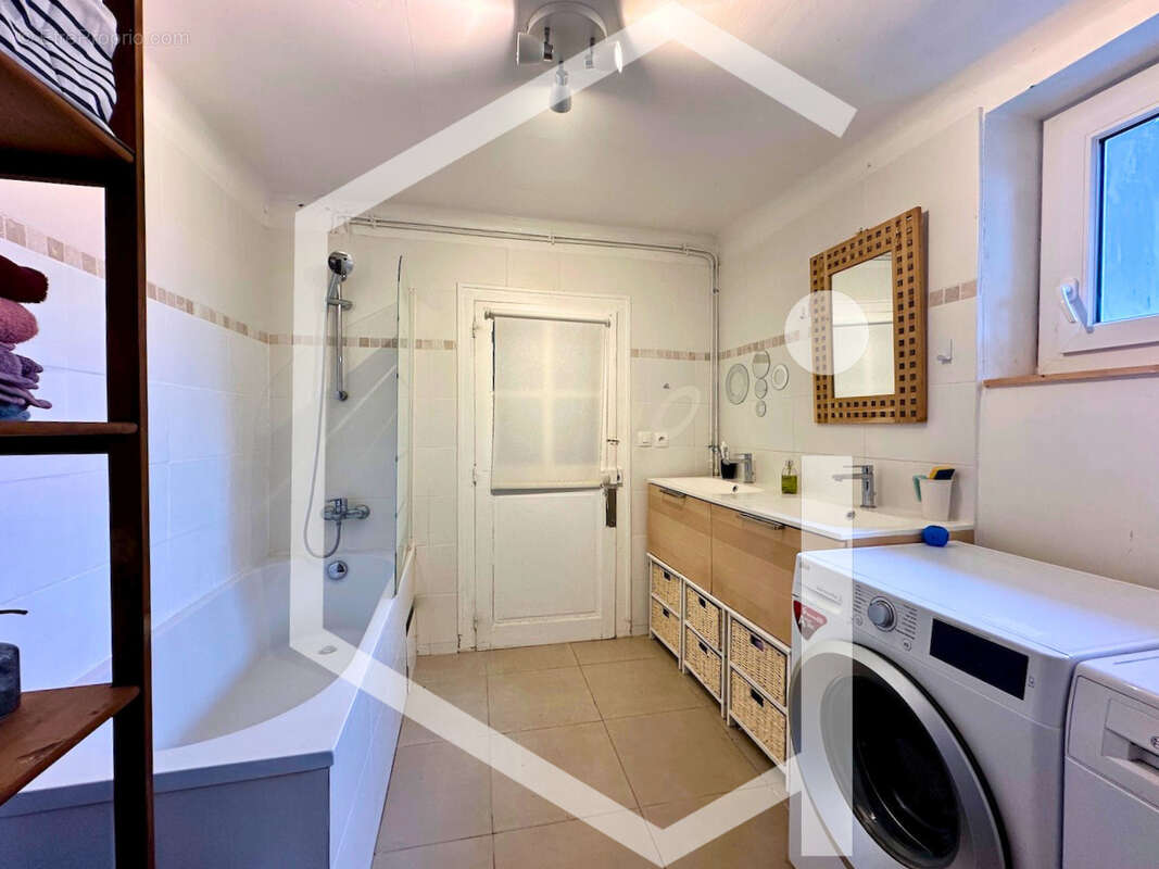 Maison à COSNE-COURS-SUR-LOIRE