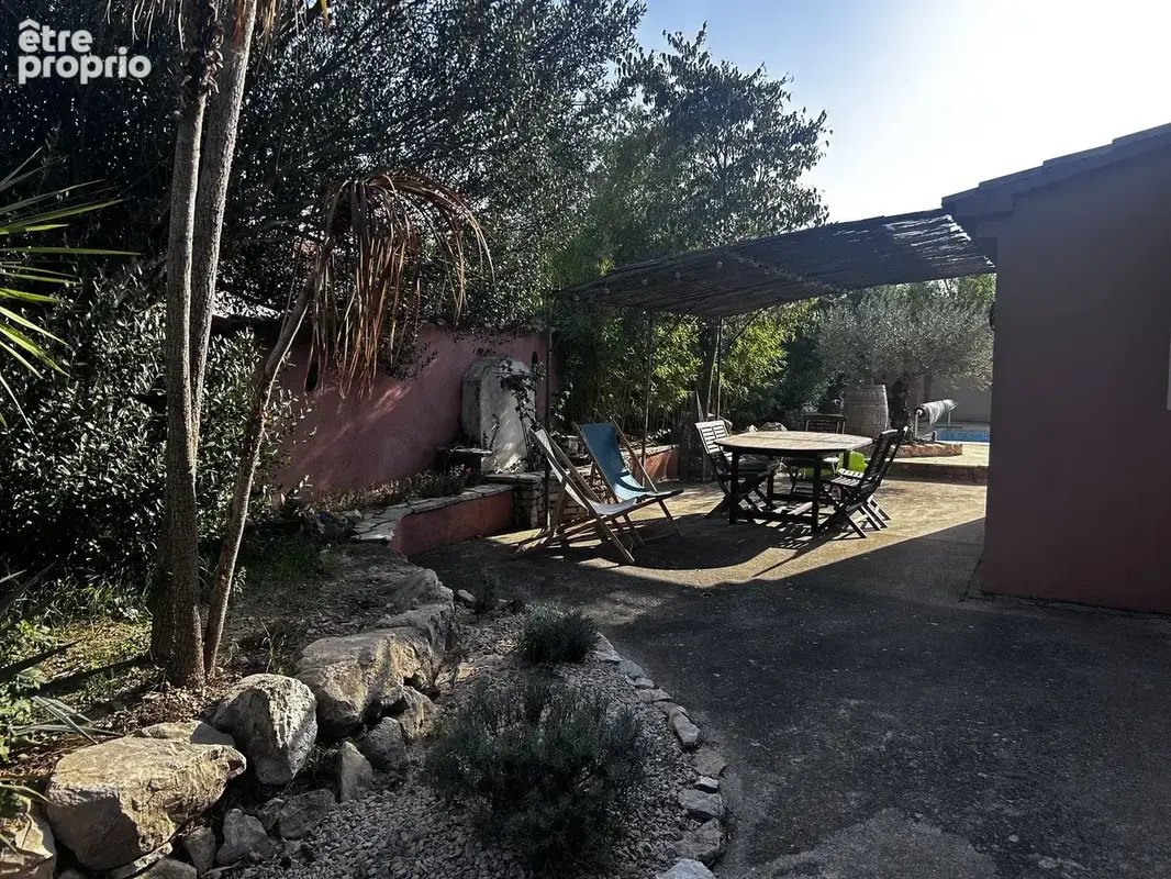 Maison plain-pied 3 chbres + bureau sur 700m² - photo 5