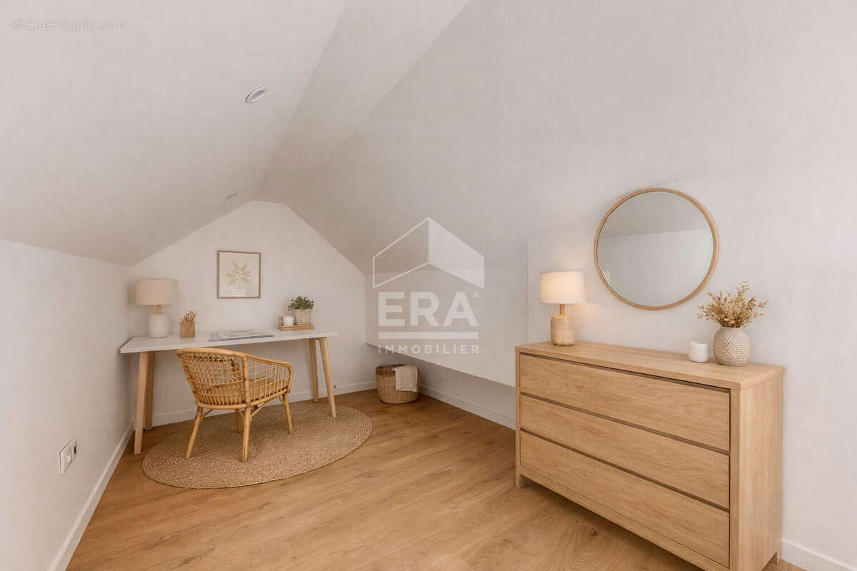 Appartement à PONTAULT-COMBAULT