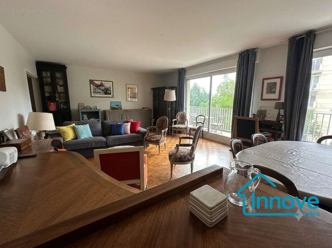 Appartement à VERSAILLES