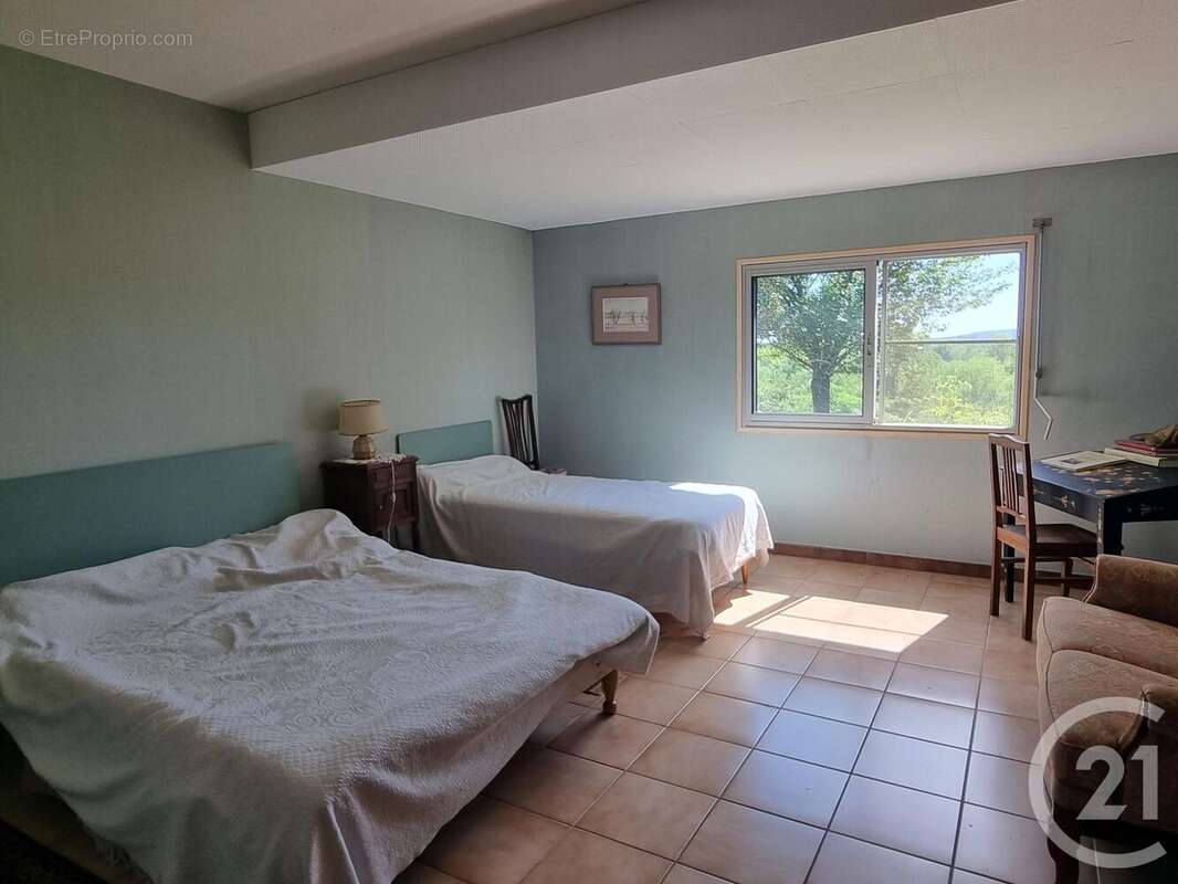 Maison à POUILLY-SUR-LOIRE