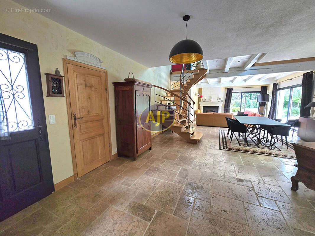 Maison à PLESSE