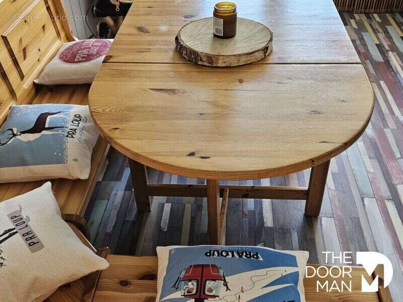 Appartement à UVERNET-FOURS