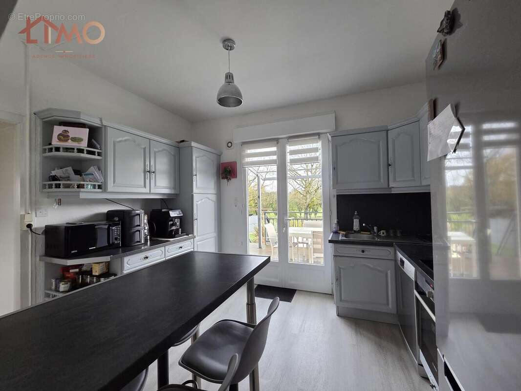 n°3 - Maison à SAINT-LEONARD-DE-NOBLAT