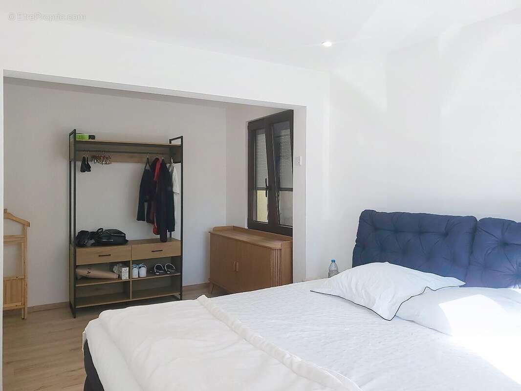 Maison à COLOMBIERES-SUR-ORB