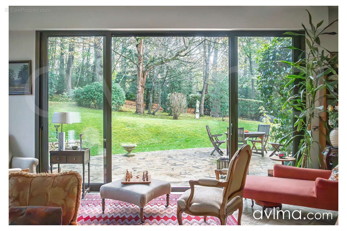 Maison à LOUVECIENNES