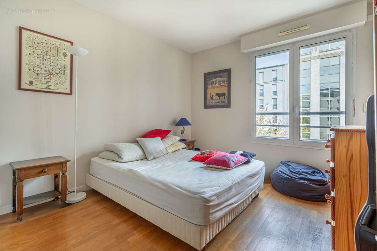 Appartement à LEVALLOIS-PERRET