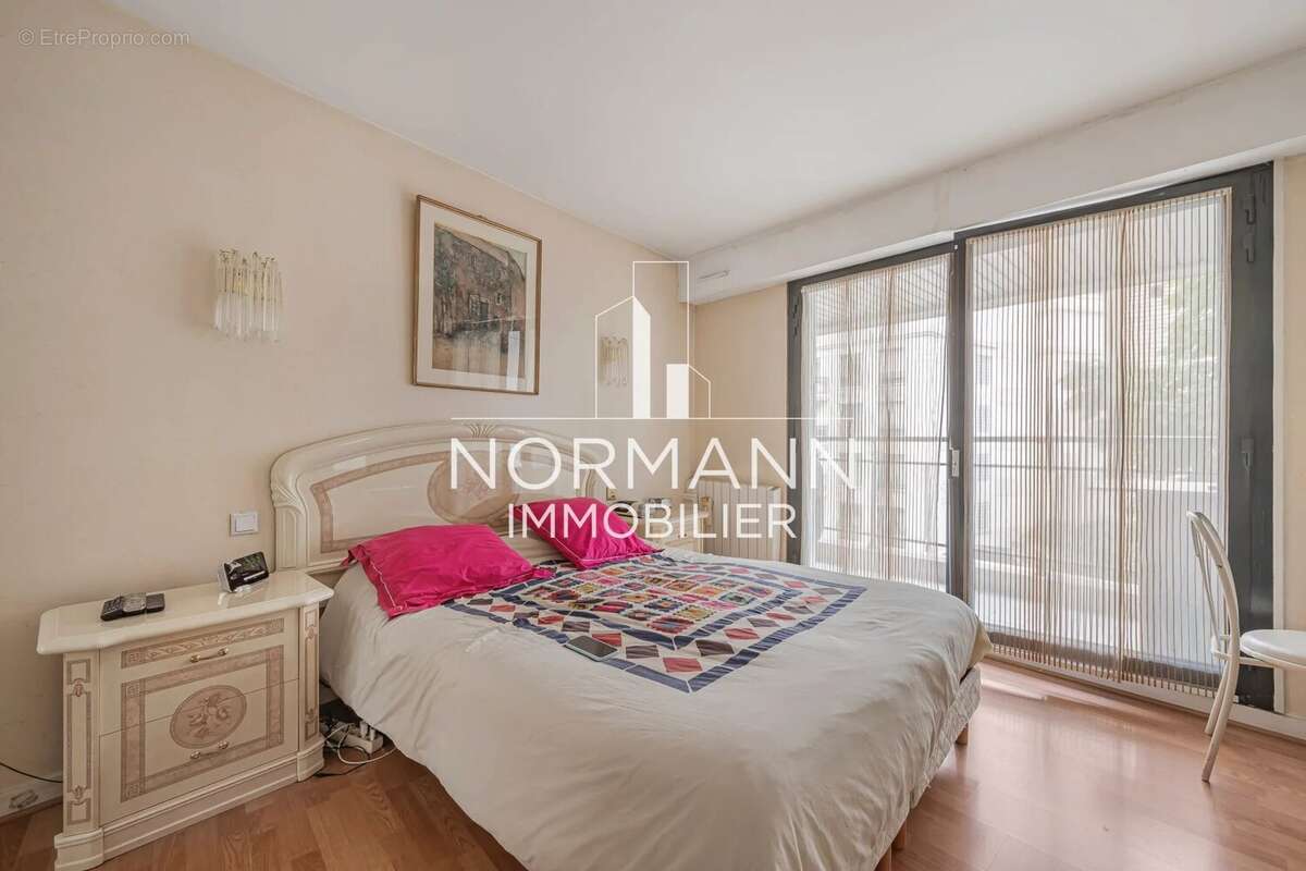 Appartement à LEVALLOIS-PERRET