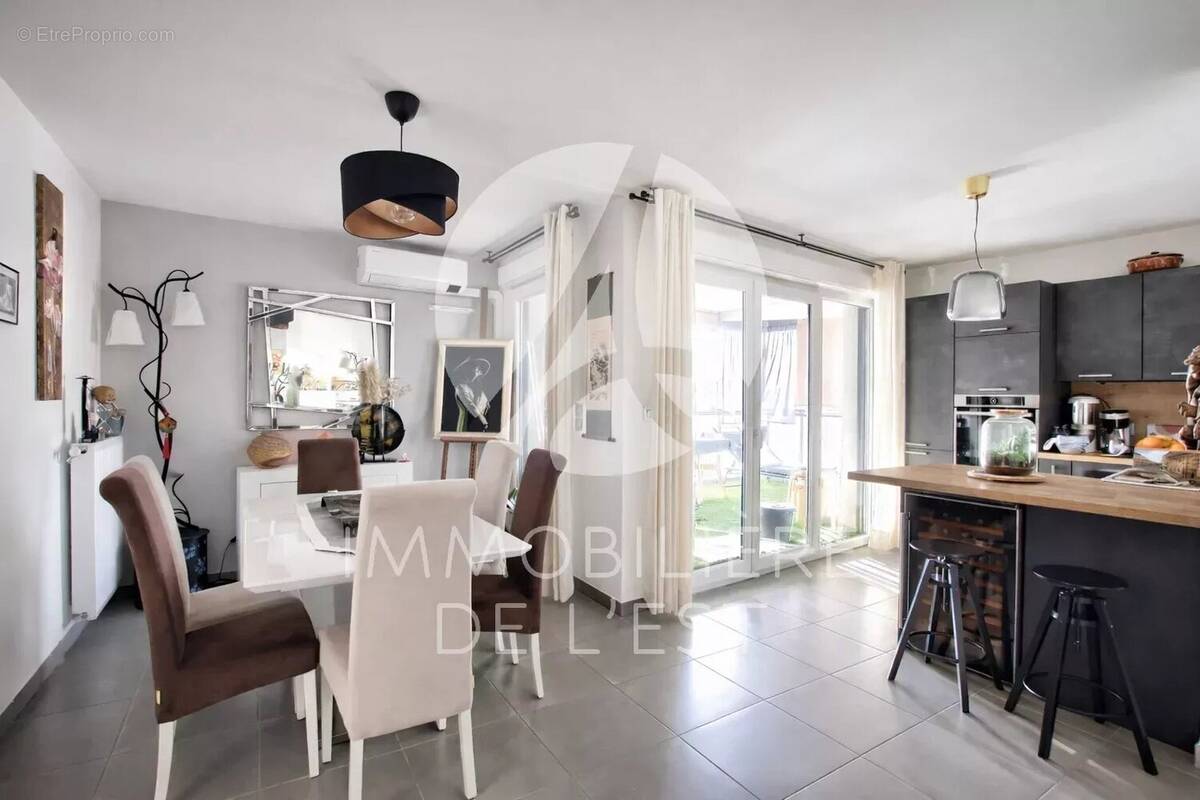 Appartement à LYON-8E