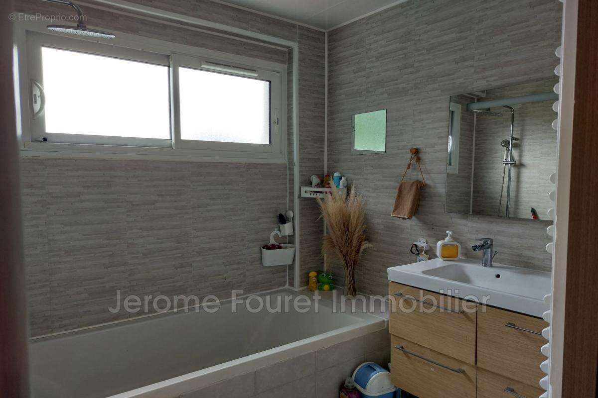 vente maison 5 Pièce(s) - photo 6