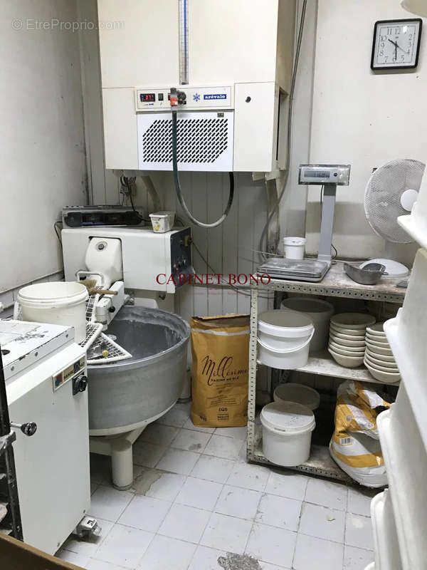 Autre à FONTAINEBLEAU