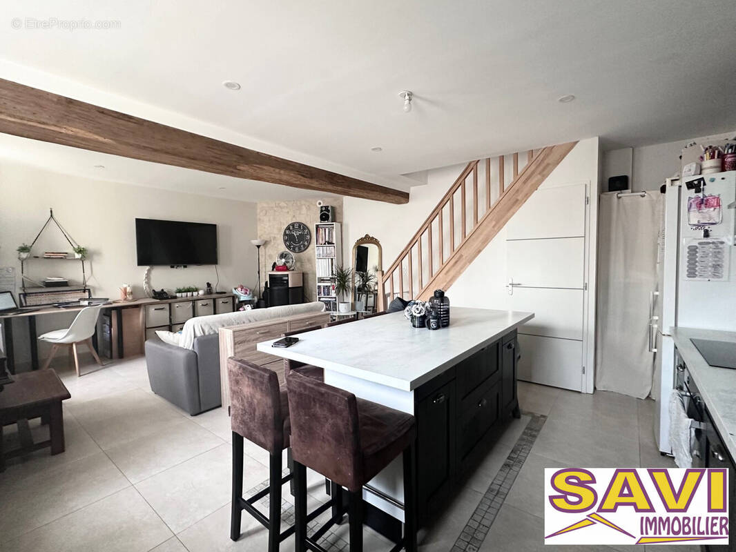 Maison 66 m² à Ferrieres-En-Gatinais  - photo 1