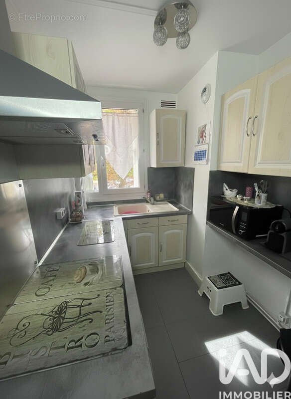 Photo 3 - Appartement à SAINT-GERMAIN-LES-ARPAJON