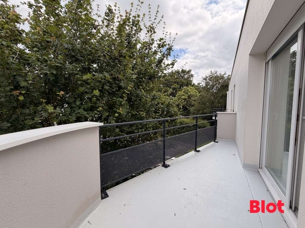 Appartement à CHAVAGNE