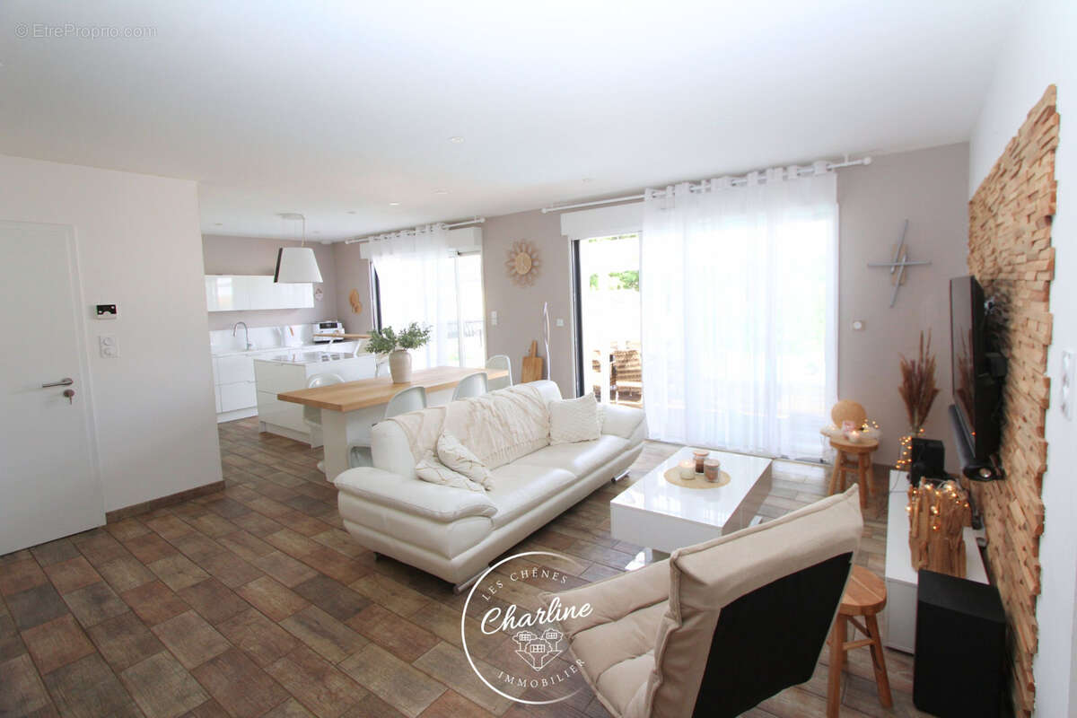 Maison à VERNEVILLE