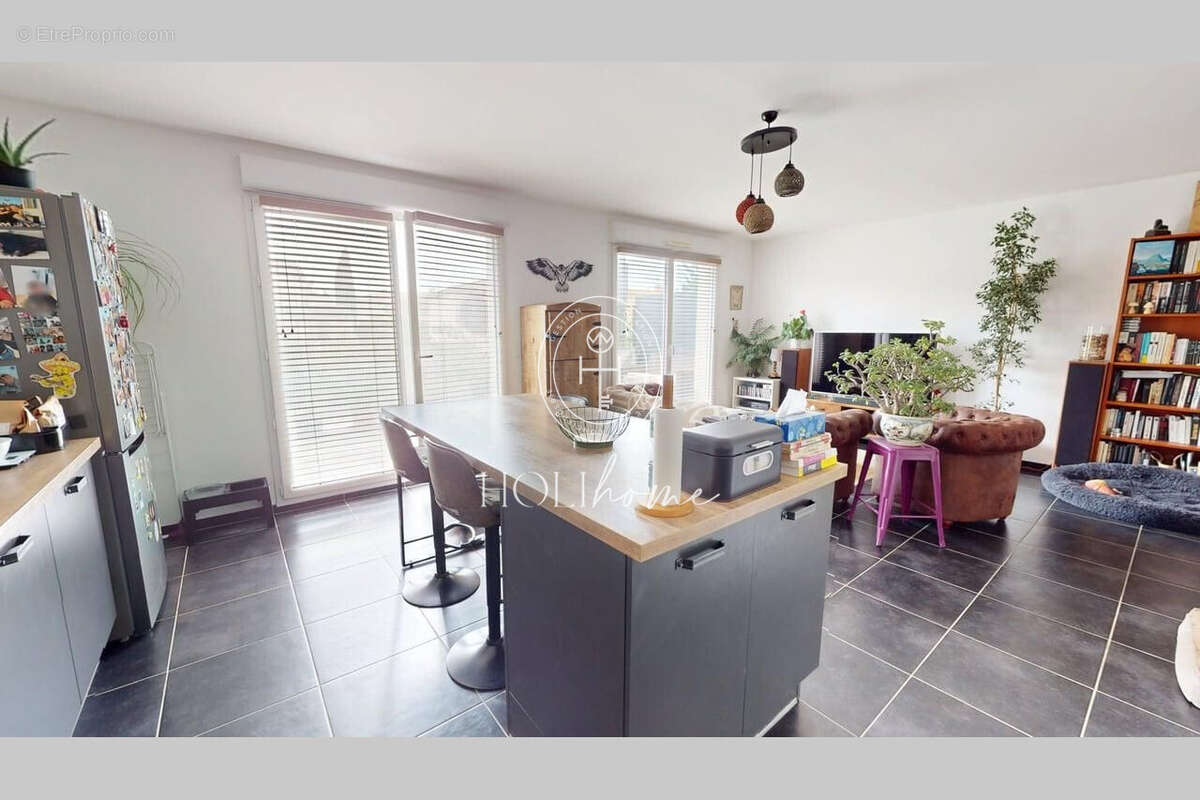 Appartement 64 m² à Pertuis  - photo 5