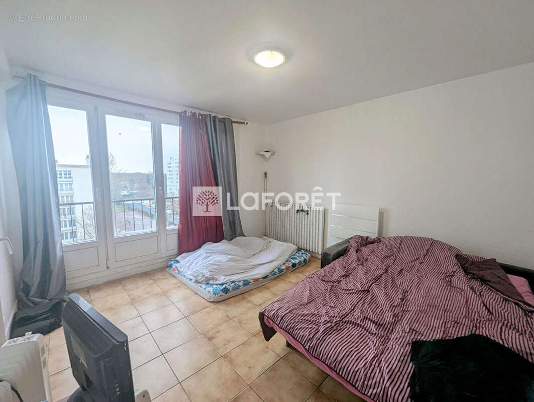 Appartement à VILLIERS-LE-BEL