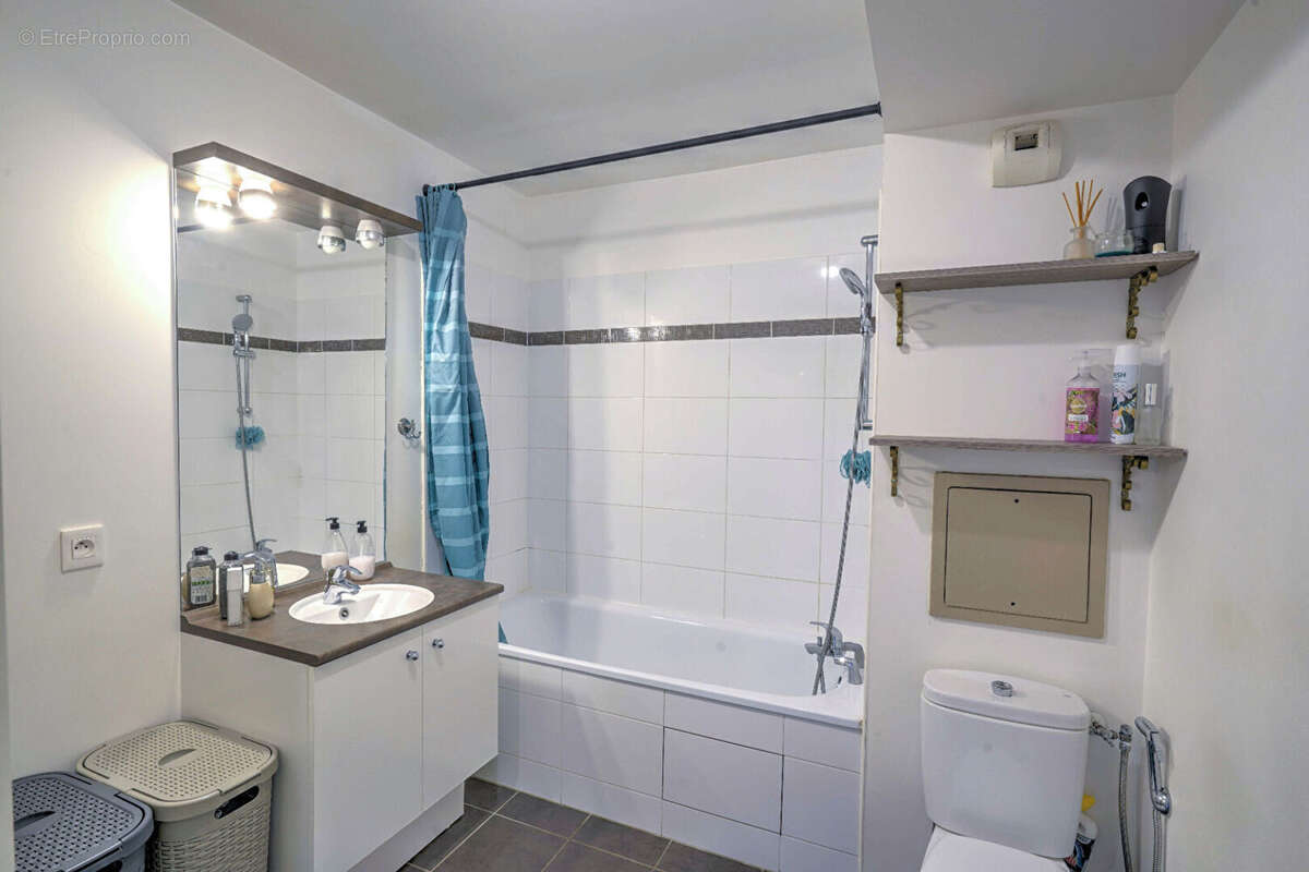 Appartement à NANTERRE