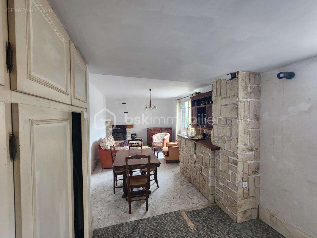 Maison à PONT-SUR-SEINE