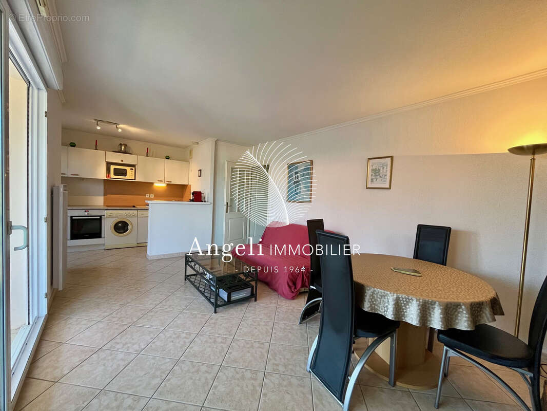 Appartement à FREJUS