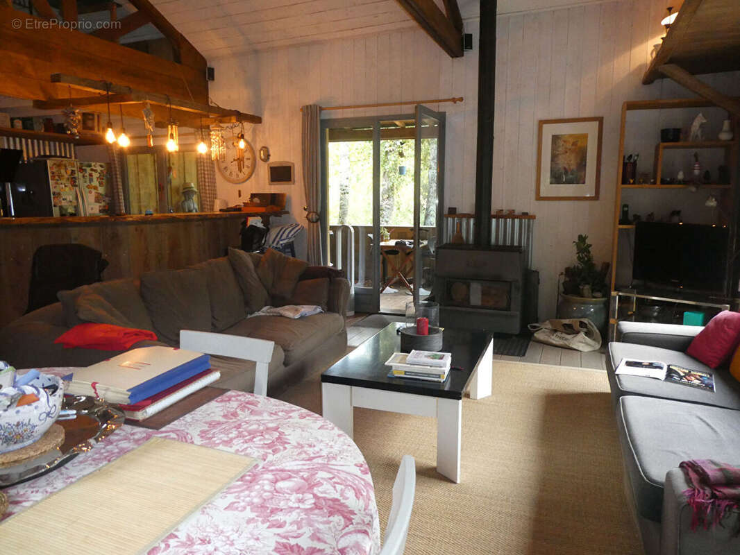 Maison à PONT-L&#039;EVEQUE