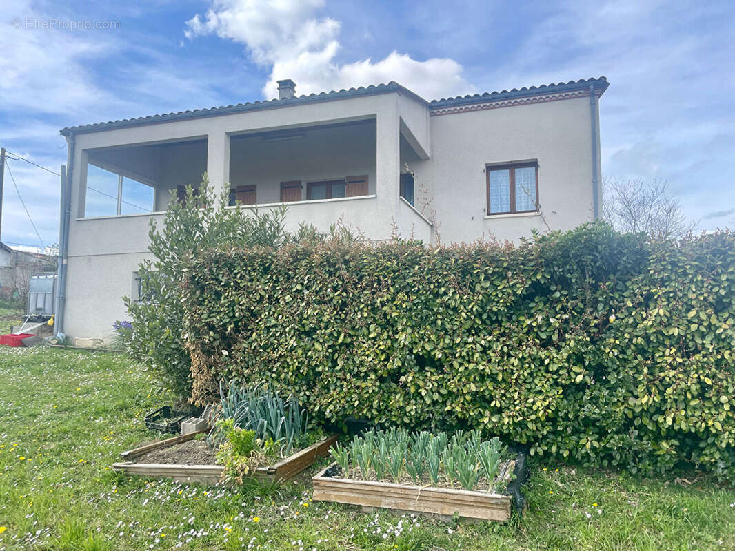 Maison à CASTILLONNES