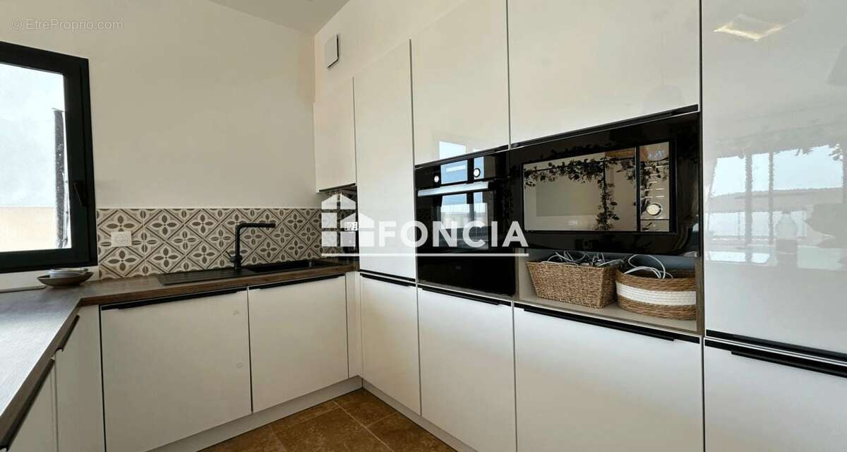 Villa contemporaine avec vue sur étang de Bages - photo 5