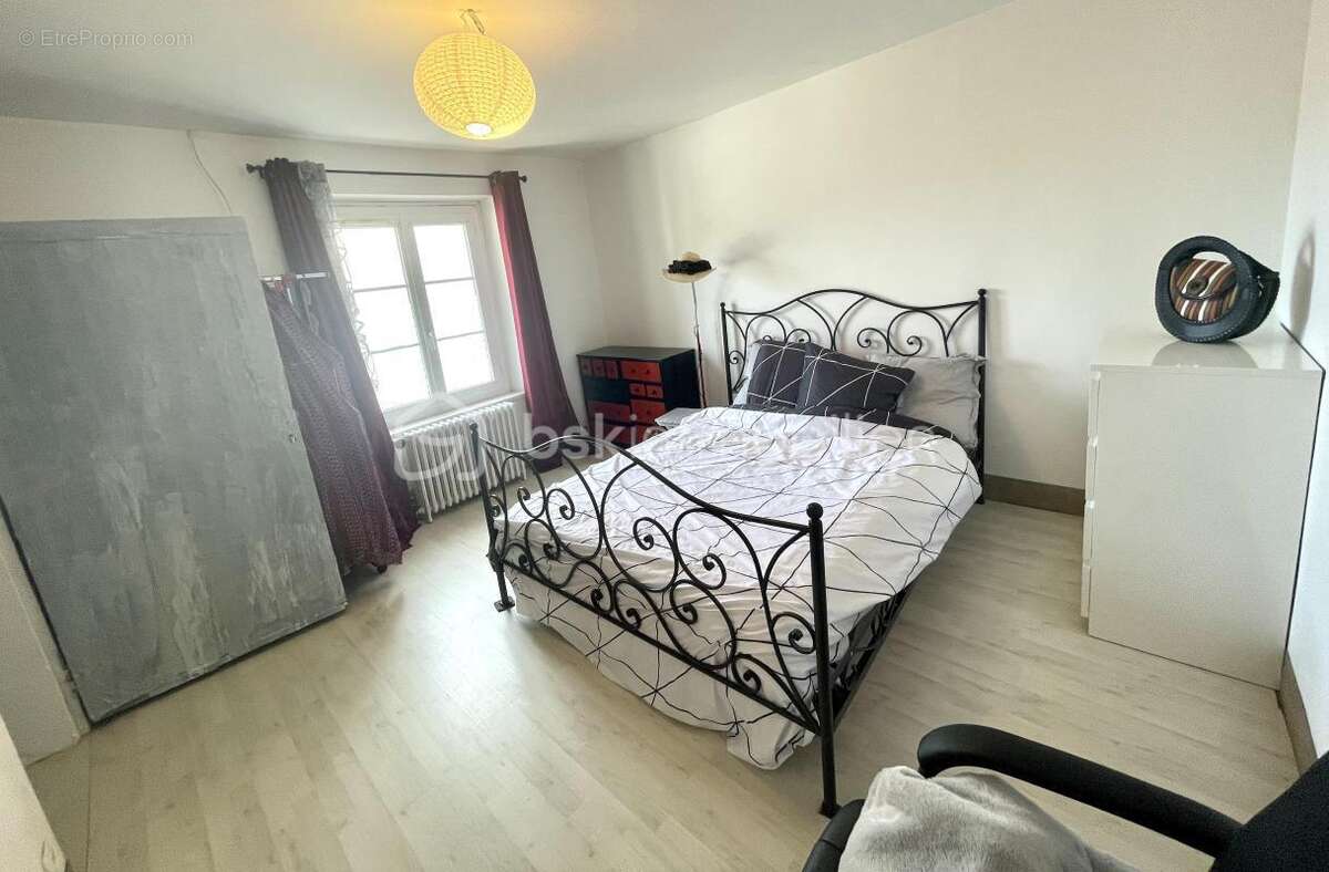 Maison à NANTEUIL-LES-MEAUX