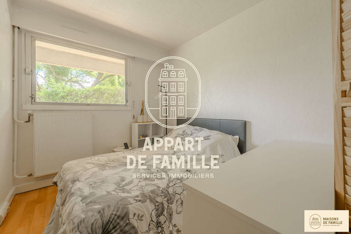 Appartement à GARCHES