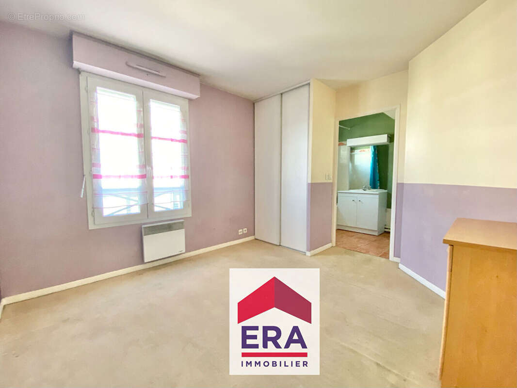 Appartement à SARTROUVILLE