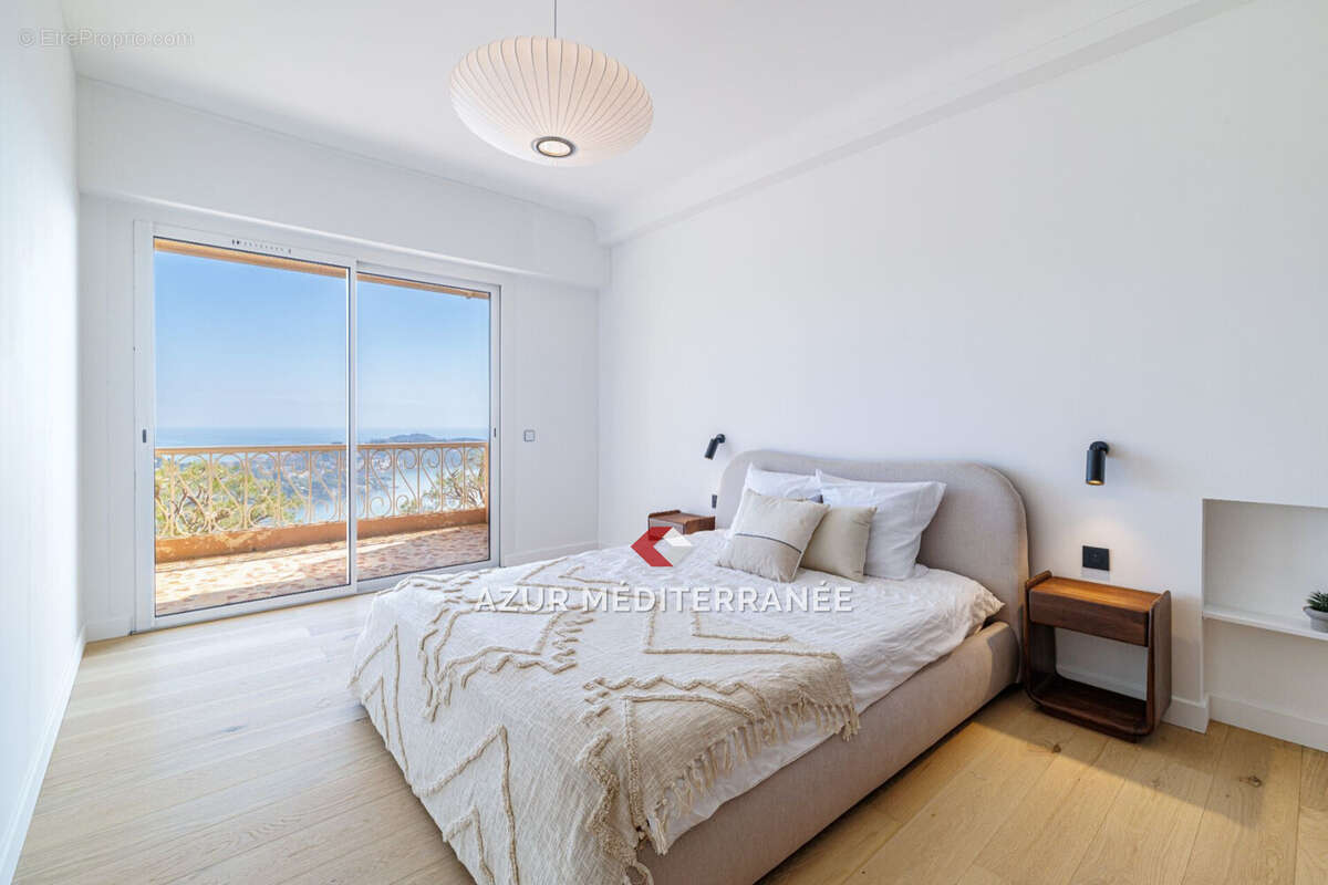 Appartement à VILLEFRANCHE-SUR-MER