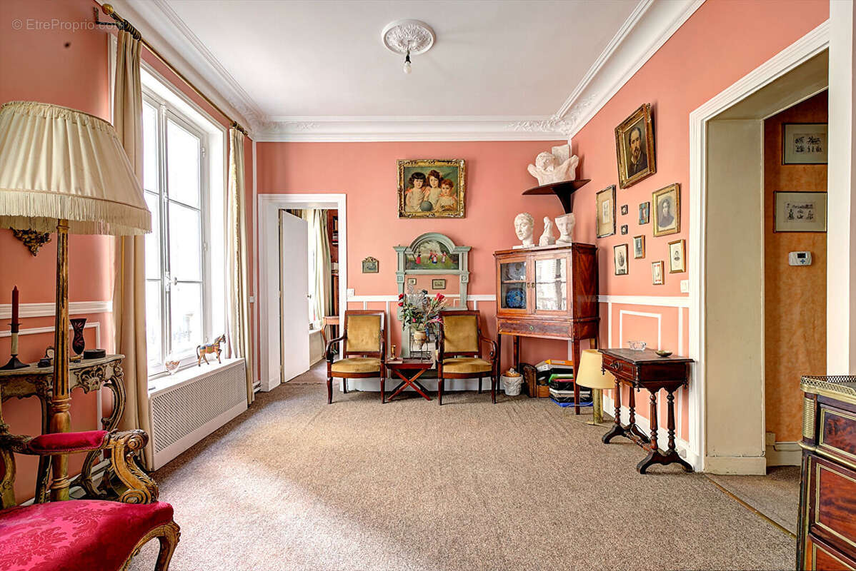 Appartement à PARIS-9E