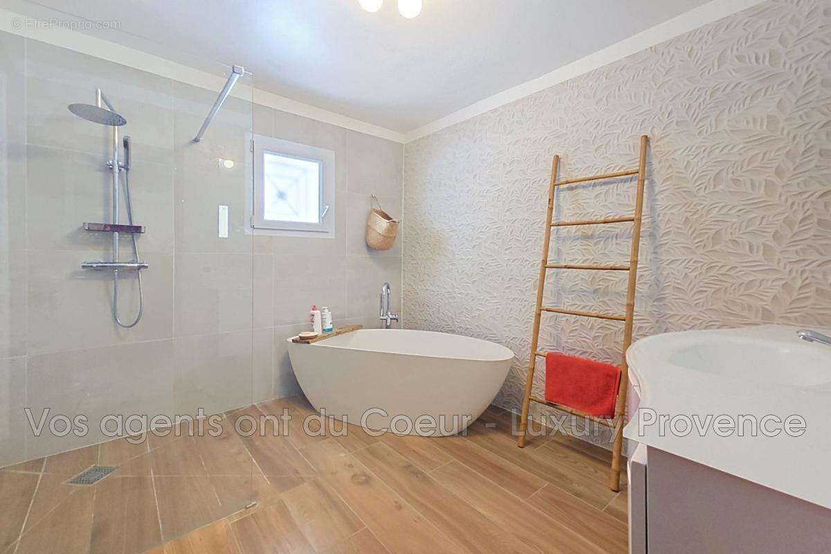 vente maison 6 Pièce(s) - photo 7