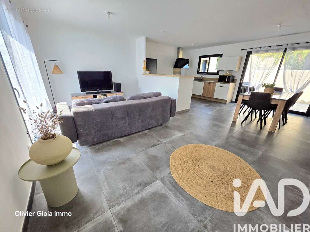 Photo 3 - Maison à BIZANET