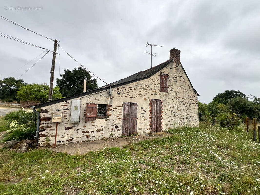 Maison à SION-LES-MINES