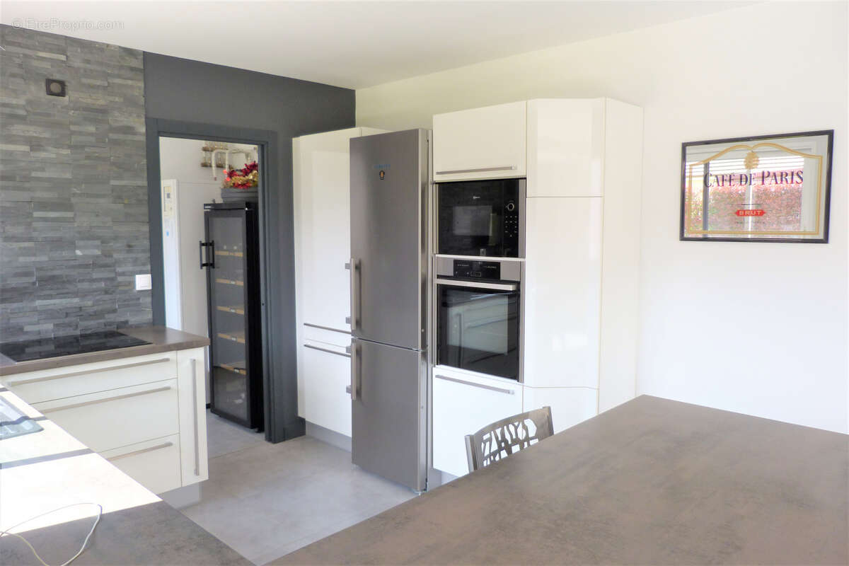 Maison à SAINT-PIERRE-DE-VARENGEVILLE