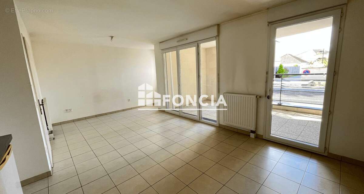 Appartement à ELANCOURT