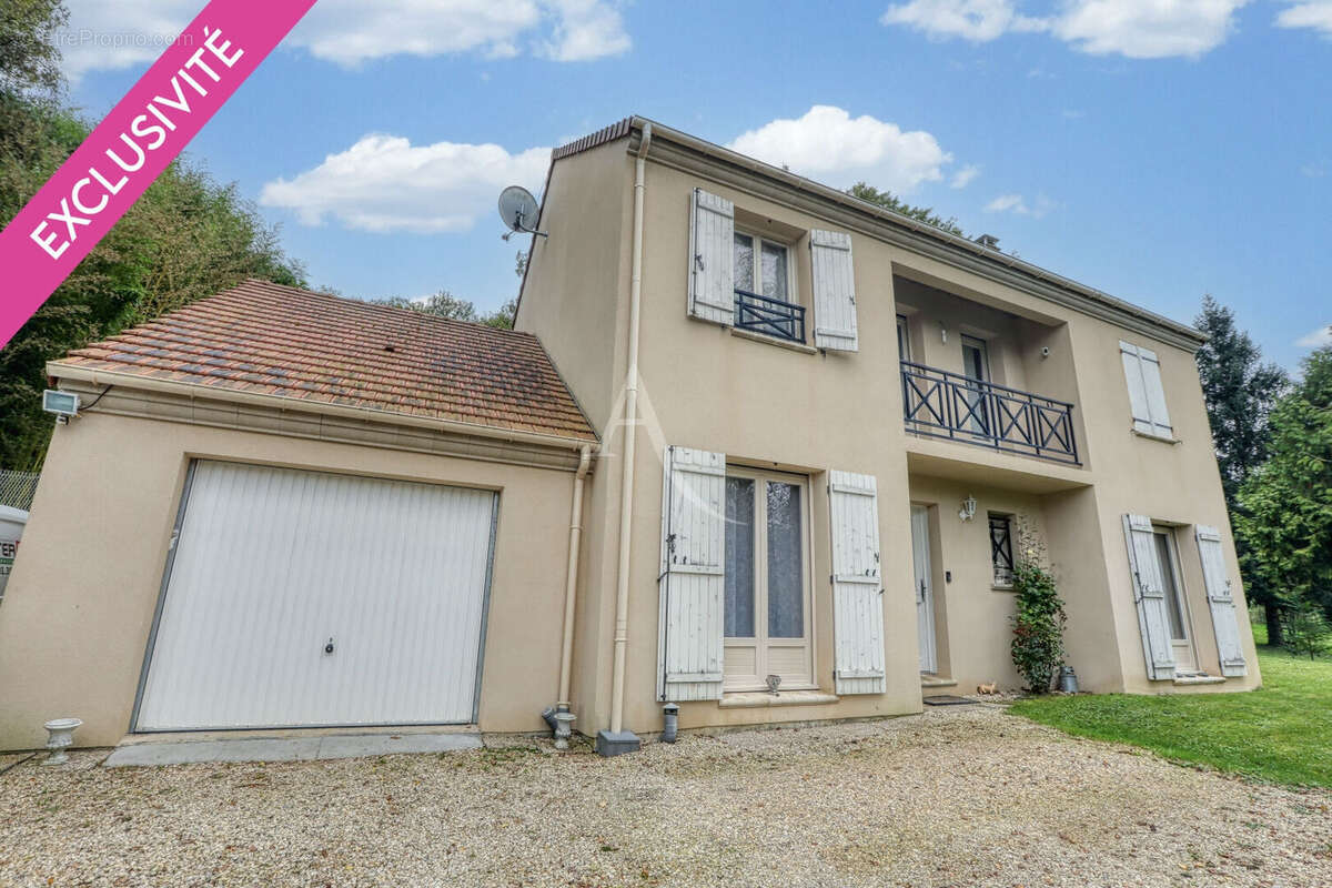 Maison Oinville Sur Montcient 127 m², 4 chambres - photo 14