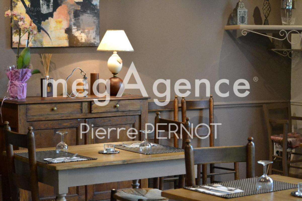 Immeuble avec Café Restaurant et chambres d'hôtes en Vallée du Tarn - photo 7