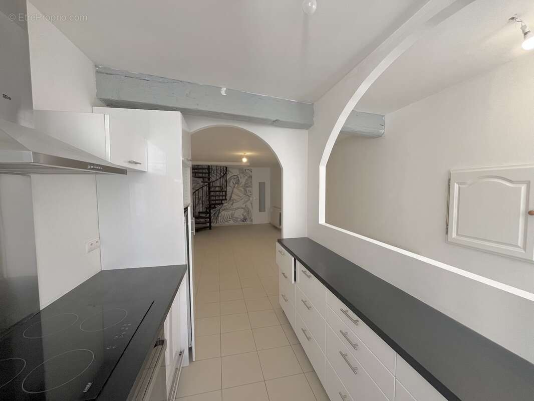 Maison 115 m² à Villeneuve-Sur-Lot  - photo 8