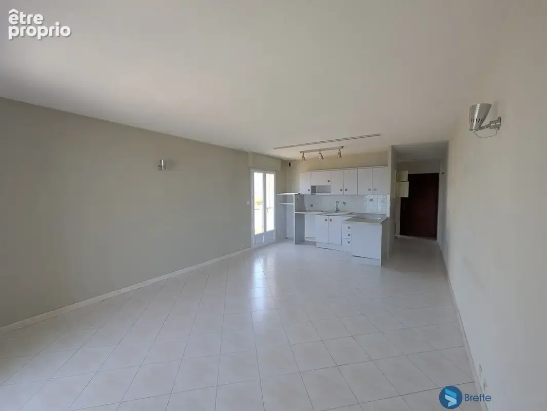 Six fours les plages t2 vue mer avec cave et garage - photo 3