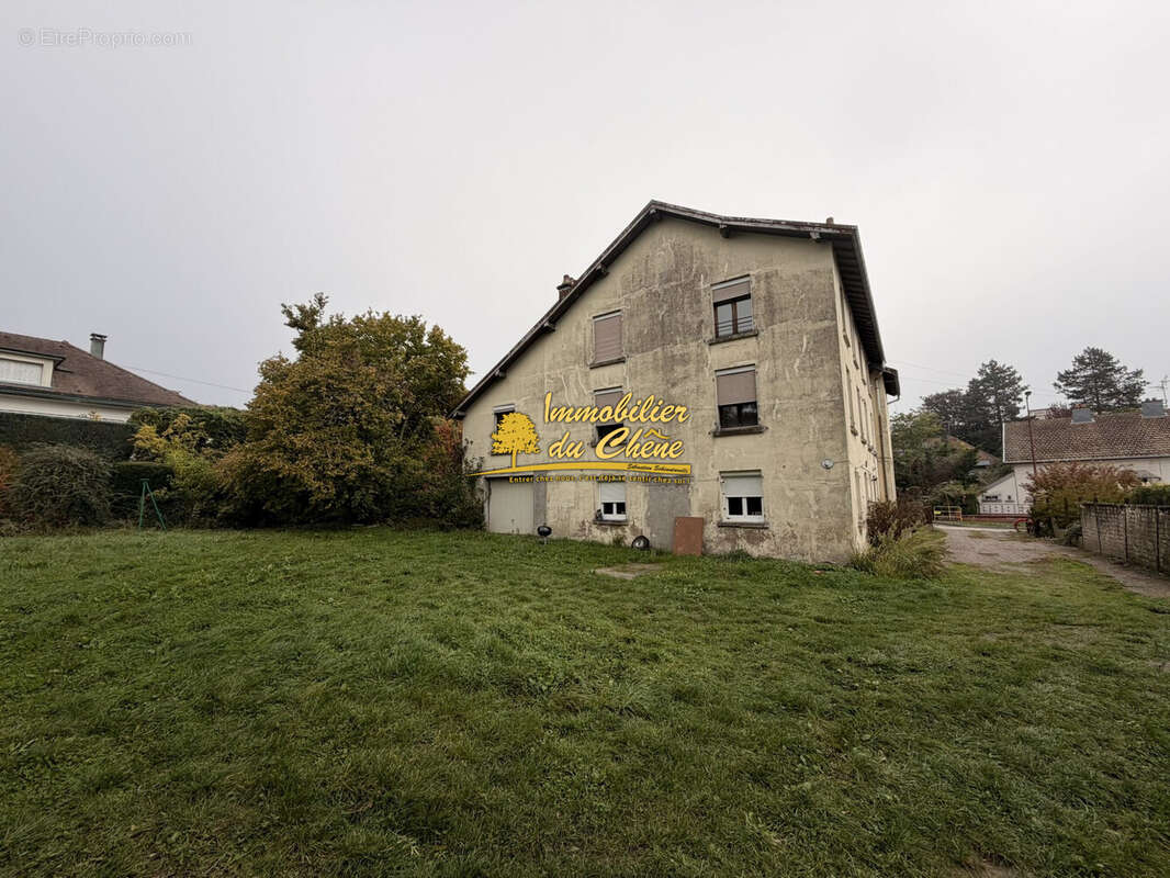 Appartement à LUXEUIL-LES-BAINS