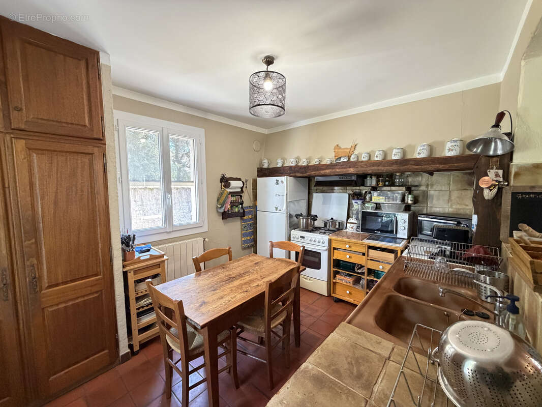 Maison à SAINT-MAXIMIN-LA-SAINTE-BAUME