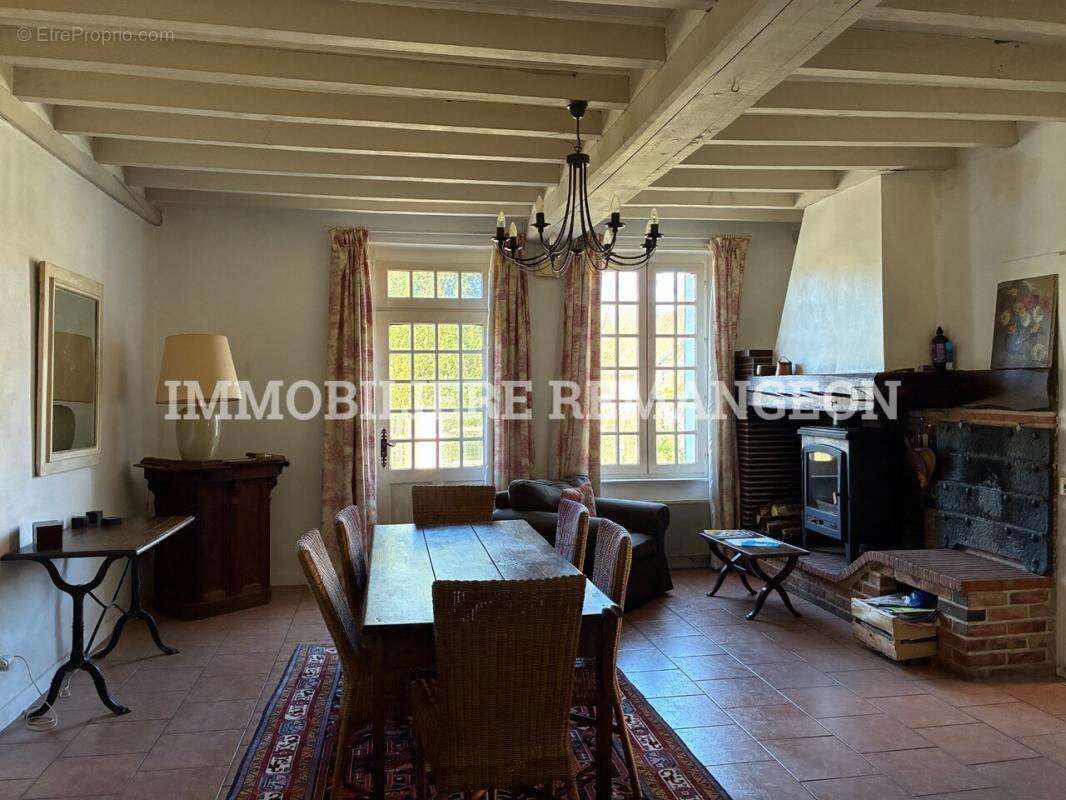 Maison à LA FERTE-BEAUHARNAIS