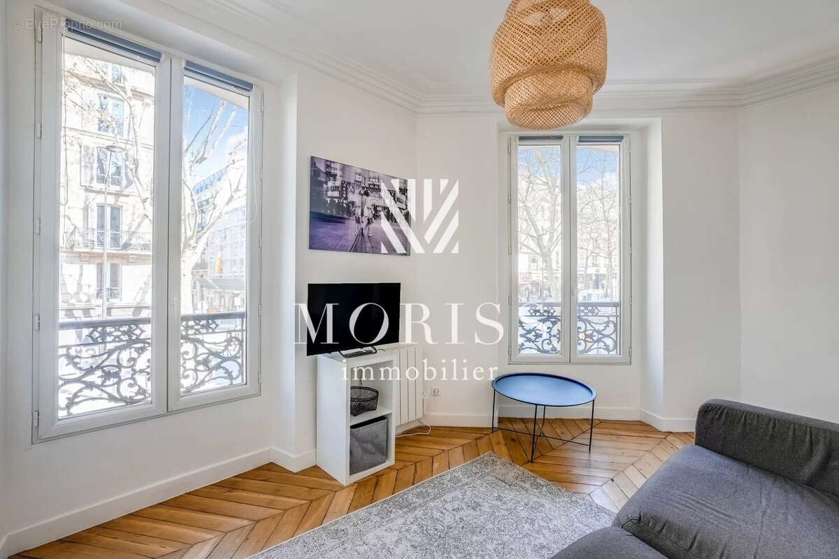 Appartement à PARIS-17E