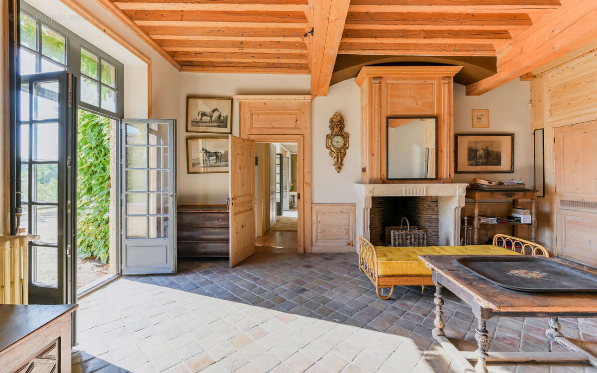 Maison à MARCILLY-D&#039;AZERGUES