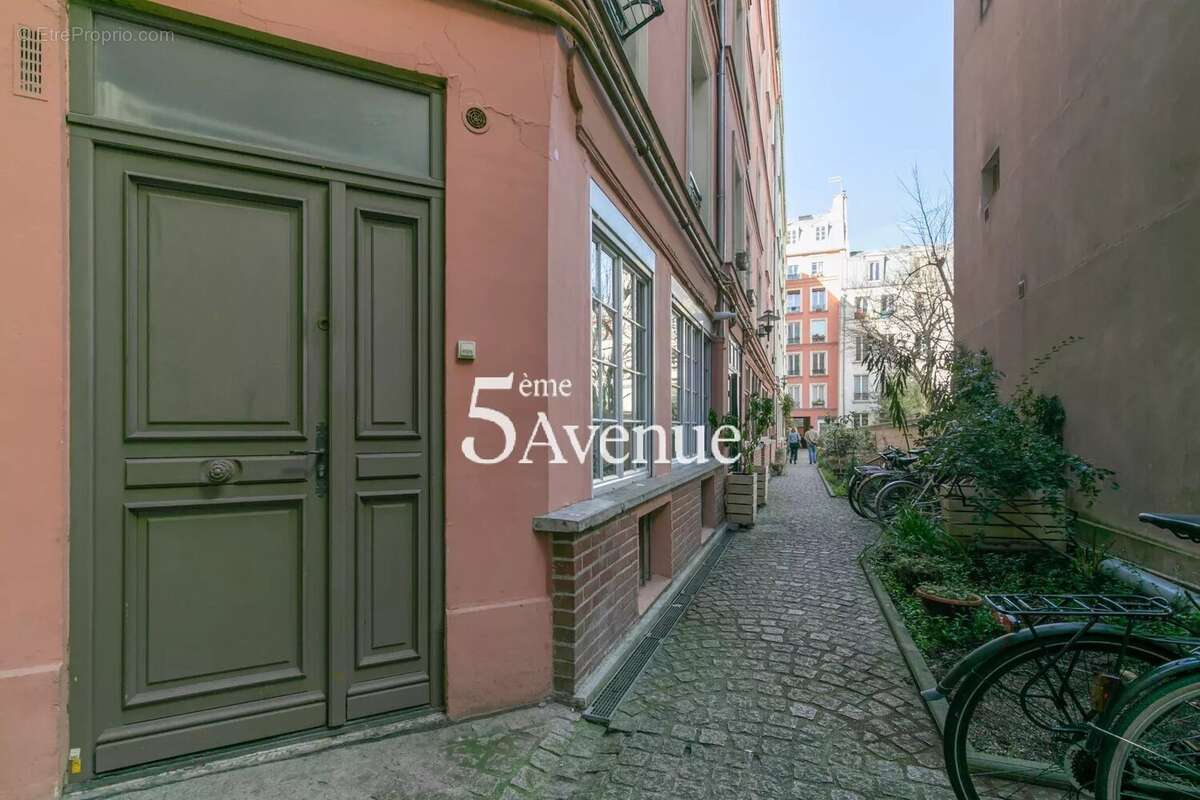 Appartement à PARIS-11E