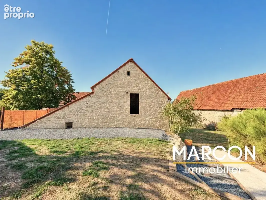 Ensemble immobilier de charme – secteur des trois lacs – maison rénovée, dépendances et studio indépendant - photo 14