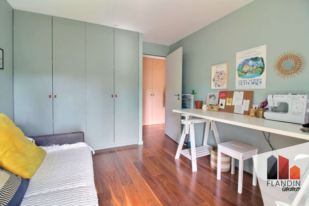 Appartement à SEREZIN-DU-RHONE