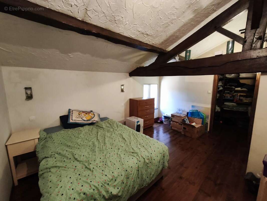 Maison de campagne de 4 chambres avec grange et fort potentiel - photo 9